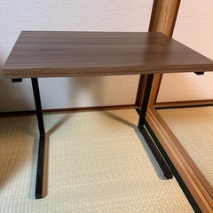 サイドテーブル　ブラウンの画像