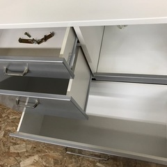 ジャングルジャングル貝塚店　レンジボード　2枚扉　引き出し　グレー　灰色　透明ガラス　コンセント　高さ調節可　調節　中古　貝塚市　二色浜の画像