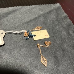 タグ付き未使用品❗️Ｋ9ピアスの画像