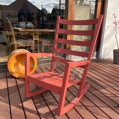 【決まりました】ロッキングチェア 赤 黒 の画像