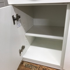 ジャングルジャングル貝塚店　食器棚　ニトリ　白　ホワイト　磨りガラス　扉　引き出し　コンセント　高さ調節可　調節　中古　貝塚市　二色浜の画像