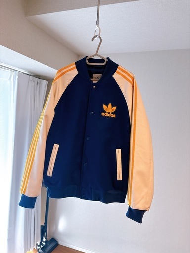 adidas originals ボンバージャケット ブルー×ホワイト