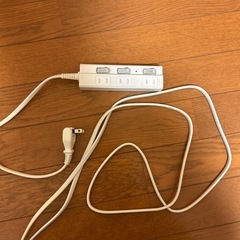 【美品】節電タップ 3口／3m／個別スイッチ付き ★200円★の画像