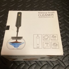 メイクアップブラッシュクリーナーの画像