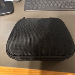 美品 ケース付　プロコン 純正品 Switch Pro コントローラーの画像