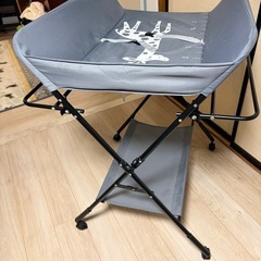 オムツ台の画像