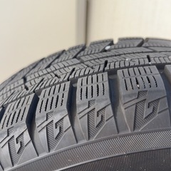 スタッドレスタイヤ&アルミホイール4本セットの画像