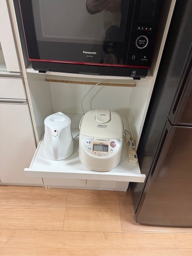 ニトリ　食器棚（右）ホワイト