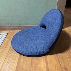 コンパクト座椅子の画像