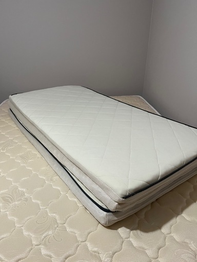 アイリスオーヤマの高反発マットレス　ダブル