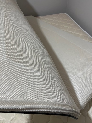 アイリスオーヤマの高反発マットレス　ダブル