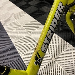 ストライダー14x  自転車　14インチの画像