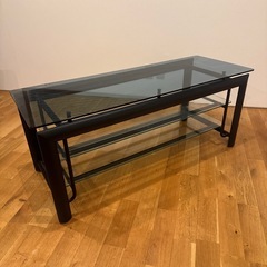 ガラステーブルの画像