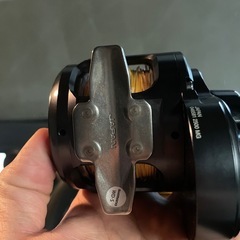 シマノ　オシアジガーLD2500MGの画像