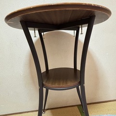 ラウンドてブルー
の画像