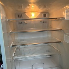 シャープノンフロン冷蔵庫２００７年製の画像