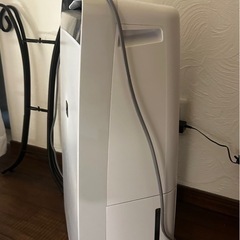SHARP プラズマクラスター　大容量　除湿機　2021年式の画像