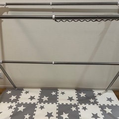 伸縮性 室内物干しラックの画像