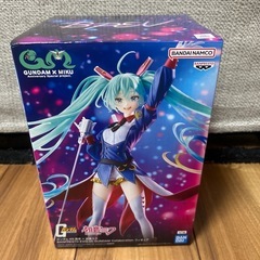 初音ミク✖️ガンダム　フィギュア