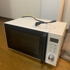 空気清浄機、電子レンジ、座椅子3点セット
の画像