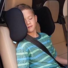 お子様にも！車内座席用ネックピローの画像