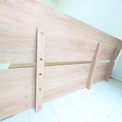 セミダブル　ベッドフレーム（LOWYA）の画像