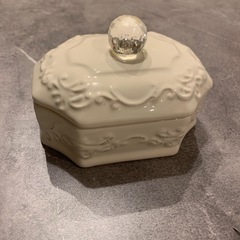 ピアス　指輪　ヘアピン　ガラスアクセサリーケースの画像