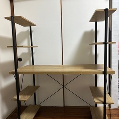 机デスクの画像