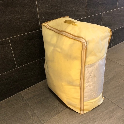 無印良品 防ダニ 羽毛掛ふとん・中厚手／Q ストア 210×210cm