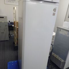 小形冷凍庫　175L