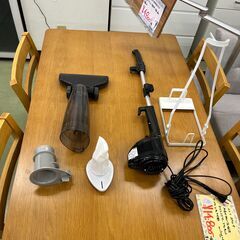 【リサイクルショップ ピカソ 小松原】🧹✨2021年製‼️】TWINBIRD ツインバード✨サイクロン式 スティッククリーナー✨TC-E123型✨★7091★の画像