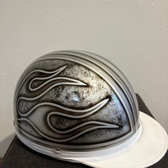 カスタムペイント　ヘルメット！ツバ付きキャップ！コルク半　ヘルメット　バイク用の画像