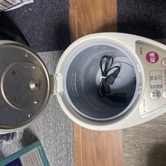 TIGER 電気ポット PDR-A 3.0L (中古品)の画像