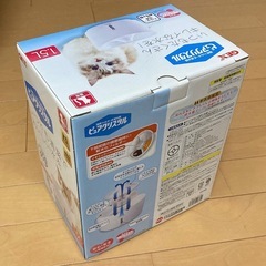 ペット水飲み ピュアクリスタル 給水器1.5L 猫用 ホワイト の画像
