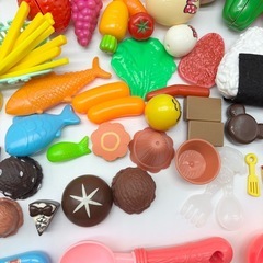 中古◆おままごとセット◆アンパンマン◆キティ◆ごちゃ混ぜの画像