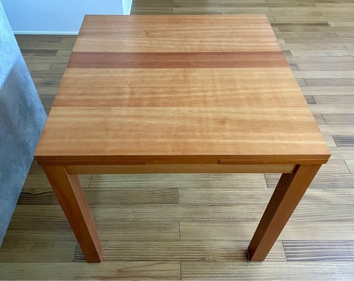 エクステンションテーブル (やま) 川崎のテーブル《ダイニングテーブル