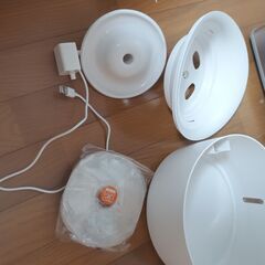 ピュアクリスタル 給水機 2.5L（ホワイト）の画像