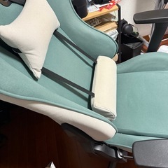 オフィスチェア
の画像