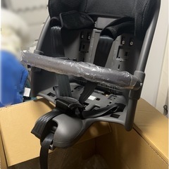 新品未使用 パナソニック(Panasonic) NCD500S チャイルドシート ギュット・クルームリヤシート 後用　ヘッドレストスライド式　ダークグレーの画像