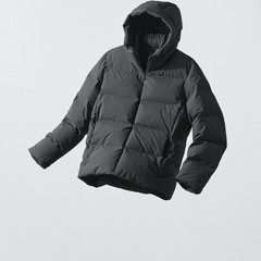 ユニクロ シームレスダウンMサイズの画像