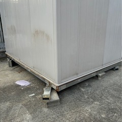 中古シャッター付倉庫、物置の画像