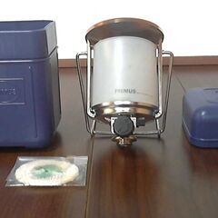 キャンプ・レジャー用品　①Leisure 2000LH 20.6ℓ　未使用品　美品　②プリムス　ガスランタン　IP2279HAE　used　③の画像