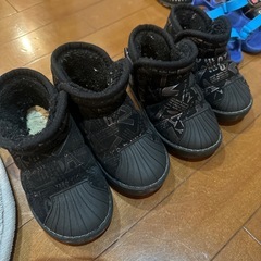 たくさん　男の子　靴 の画像