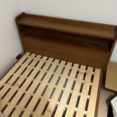 シングルベッドフレーム