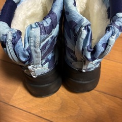 18cm ブーツ子供用　　あたたかいの画像