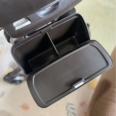 美品✨電動バウンサー　コンビの画像