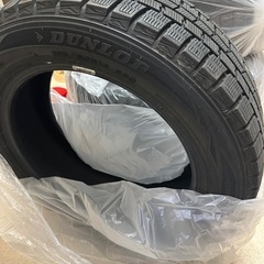 スタンドレスタイヤ195\60\r16
の画像