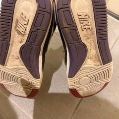 NIKE ナイキ　紫の画像
