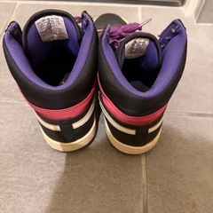 NIKE ナイキ　紫の画像