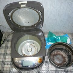 ZOJIRUSHI マイコン炊飯ジャー 0.54L NS-LF05の画像